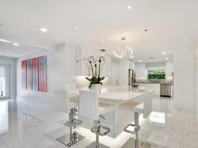 337 Cascade Lane, Palm Beach Shores FL 33404