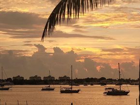 337 Cascade Lane, Palm Beach Shores FL 33404