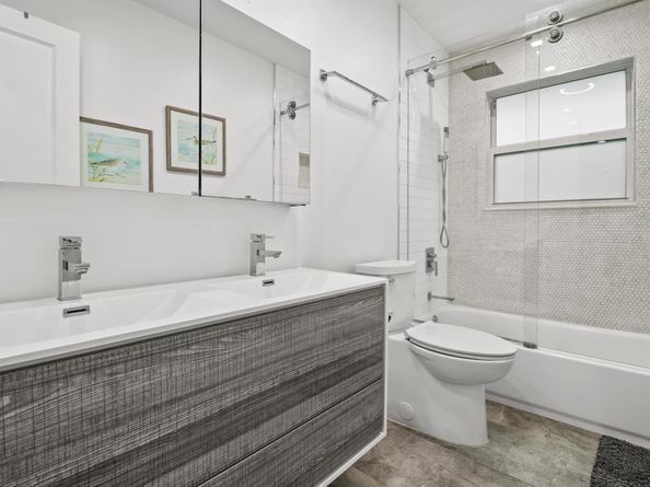 337 Cascade Lane, Palm Beach Shores FL 33404