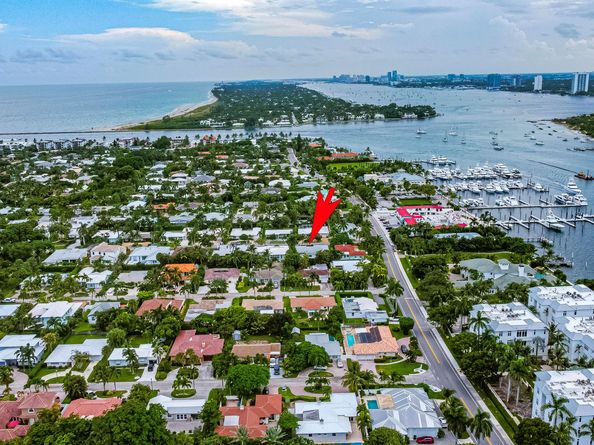 337 Cascade Lane, Palm Beach Shores FL 33404