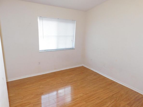 3800 N Jog Road 204, West Palm Beach FL 33411