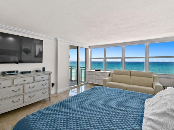 3546 S Ocean Boulevard 501, South Palm Beach FL 33480
