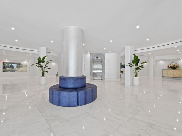 3546 S Ocean Boulevard 501, South Palm Beach FL 33480