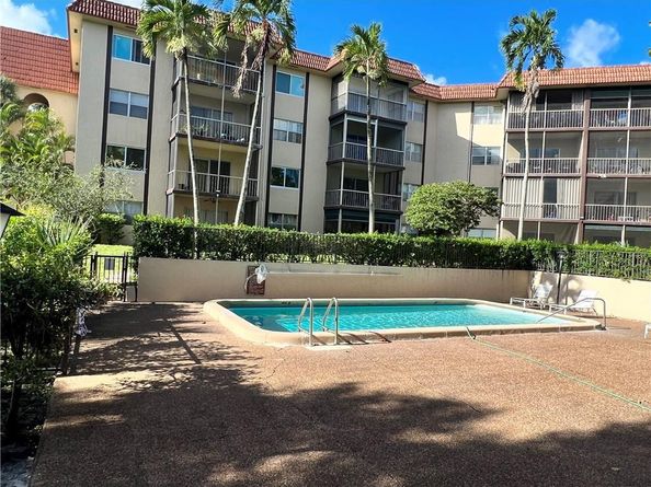 6300 S Falls Circle Dr 412, Lauderhill FL 33319