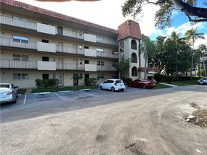 6300 S Falls Circle Dr 412, Lauderhill FL 33319
