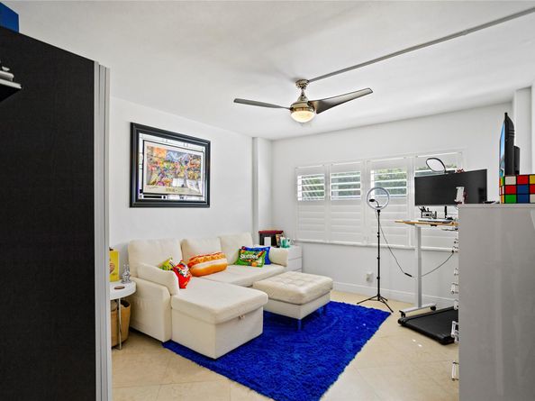 2900 NE 30th St G1, Fort Lauderdale FL 33306