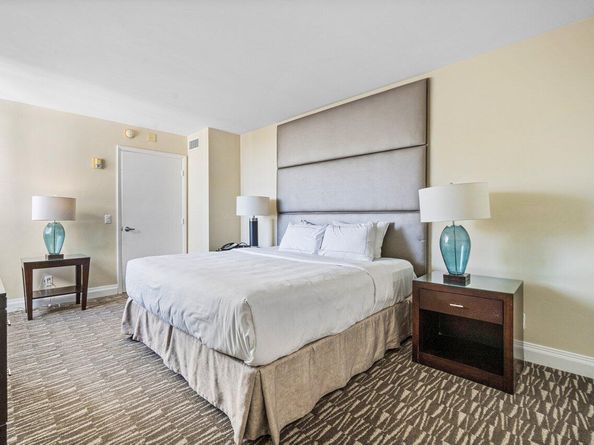 2670 E Sunrise Boulevard 1202, Fort Lauderdale FL 33304