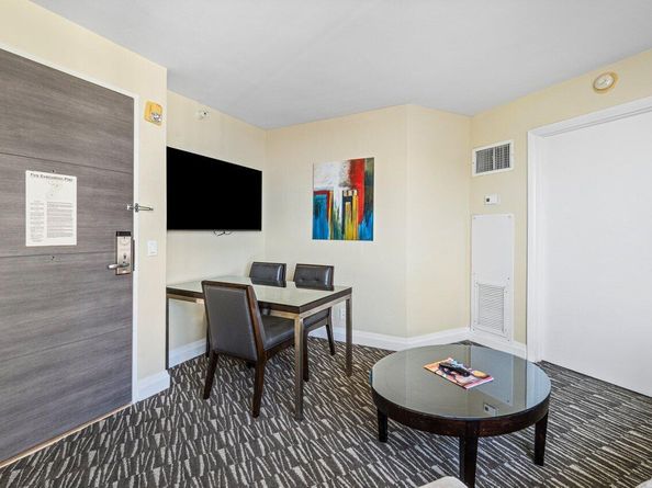 2670 E Sunrise Boulevard 1202, Fort Lauderdale FL 33304