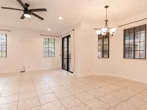2620 Center Court Dr 127, Weston FL 33332