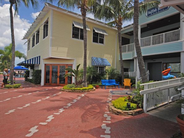 5380 N Ocean Drive 2I, Singer Island FL 33404