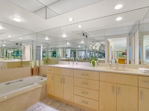 5380 N Ocean Drive 2I, Singer Island FL 33404