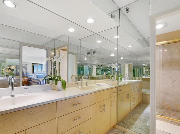 5380 N Ocean Drive 2I, Singer Island FL 33404