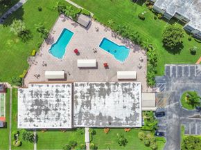 23 Abbey Ln 202, Delray Beach FL 33446