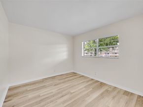 23 Abbey Ln 202, Delray Beach FL 33446