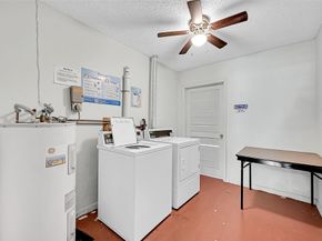 23 Abbey Ln 202, Delray Beach FL 33446