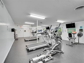 23 Abbey Ln 202, Delray Beach FL 33446