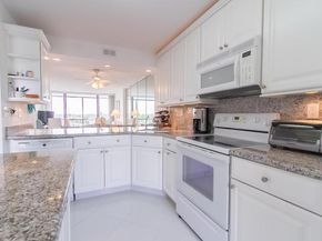 15 Royal Palm Way 602, Boca Raton FL 33432