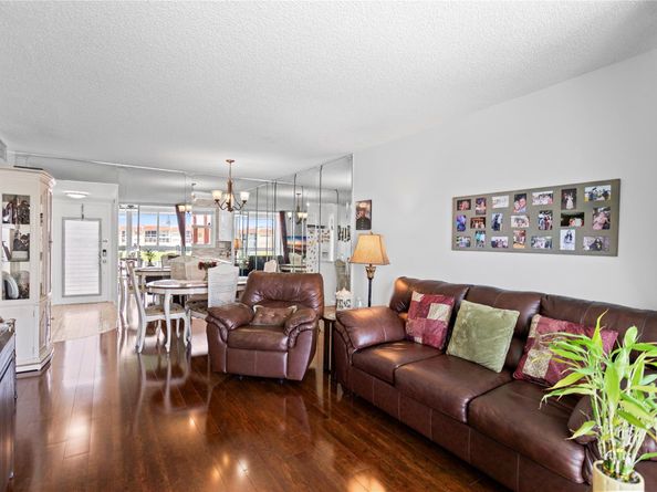 2801 N Pine Island Rd 208, Sunrise FL 33322