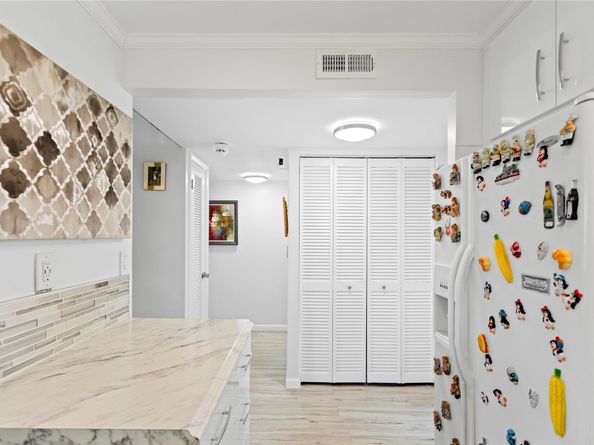 2801 N Pine Island Rd 208, Sunrise FL 33322