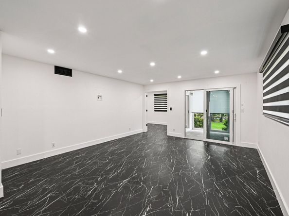 1601 Abaco Drive M1, Coconut Creek FL 33066