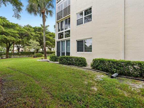 1601 Abaco Drive M1, Coconut Creek FL 33066