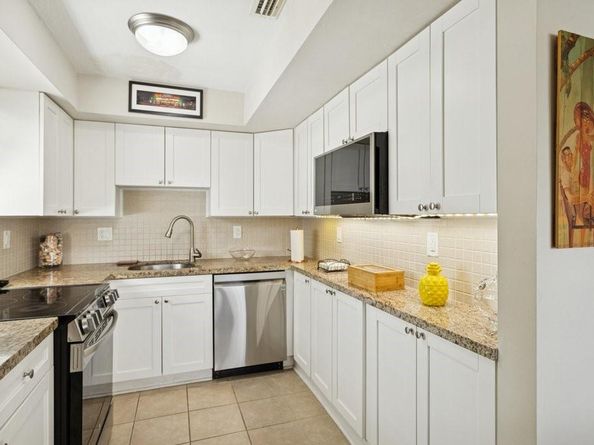 5901 NE 2nd Ter, Oakland Park FL 33334