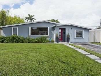 5901 NE 2nd Ter