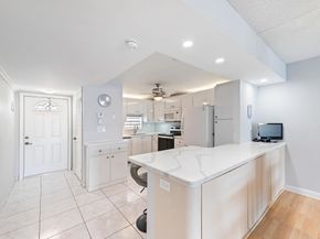 9423 S Hollybrook Lake Dr 309, Pembroke Pines FL 33025