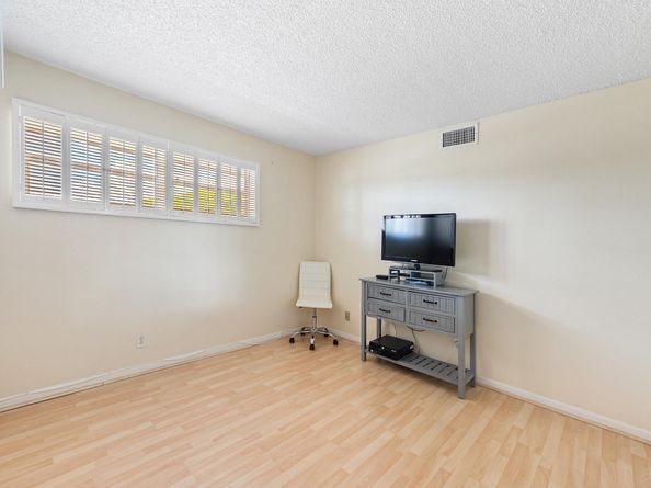9423 S Hollybrook Lake Dr 309, Pembroke Pines FL 33025