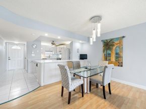 9423 S Hollybrook Lake Dr 309, Pembroke Pines FL 33025