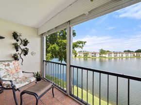 9423 S Hollybrook Lake Dr 309, Pembroke Pines FL 33025