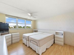 9423 S Hollybrook Lake Dr 309, Pembroke Pines FL 33025