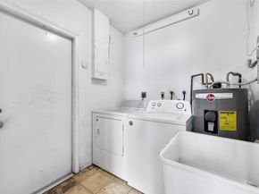 2803 NW 108th Ter, Sunrise FL 33322