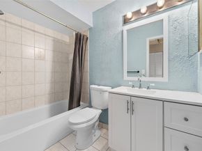 2803 NW 108th Ter, Sunrise FL 33322