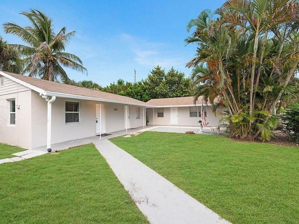 1883 Smith Drive, North Palm Beach FL 33408