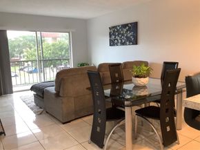 4174 Inverrary Dr 309, Lauderhill FL 33319