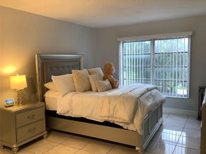 4174 Inverrary Dr 309, Lauderhill FL 33319