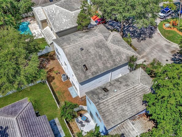 9963 NW 2nd Ct, Plantation FL 33324