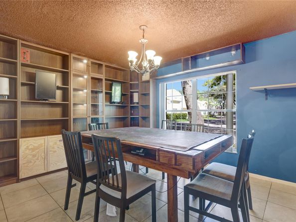 9963 NW 2nd Ct, Plantation FL 33324