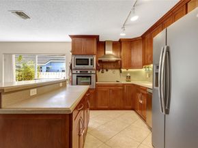 9963 NW 2nd Ct, Plantation FL 33324