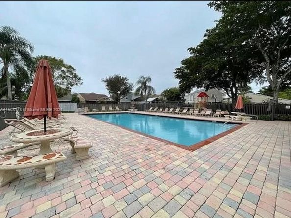 15805 W Waterside Cir 106, Sunrise FL 33326