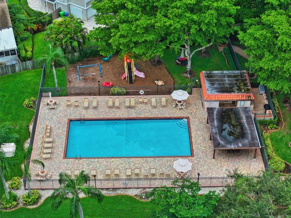 15805 W Waterside Cir 106, Sunrise FL 33326