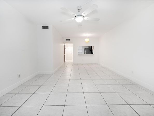 15805 W Waterside Cir 106, Sunrise FL 33326