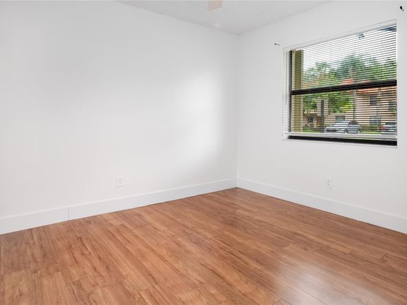 15805 W Waterside Cir 106, Sunrise FL 33326