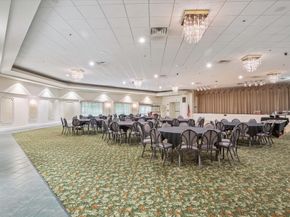 1502 Whitehall Dr 201, Davie FL 33324