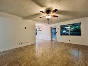 89 Canterbury D, West Palm Beach FL 33417