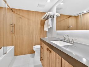 1710 S Ocean Ln 203, Fort Lauderdale FL 33316