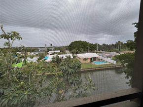 120 Royal Park Dr B4, Oakland Park FL 33309