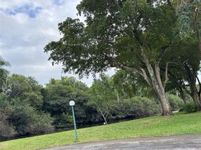 120 Royal Park Dr B4, Oakland Park FL 33309