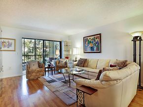 6037 Pointe Regal Circle 403, Delray Beach FL 33484